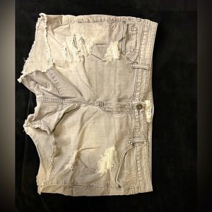 Light grey distressed jean shorts